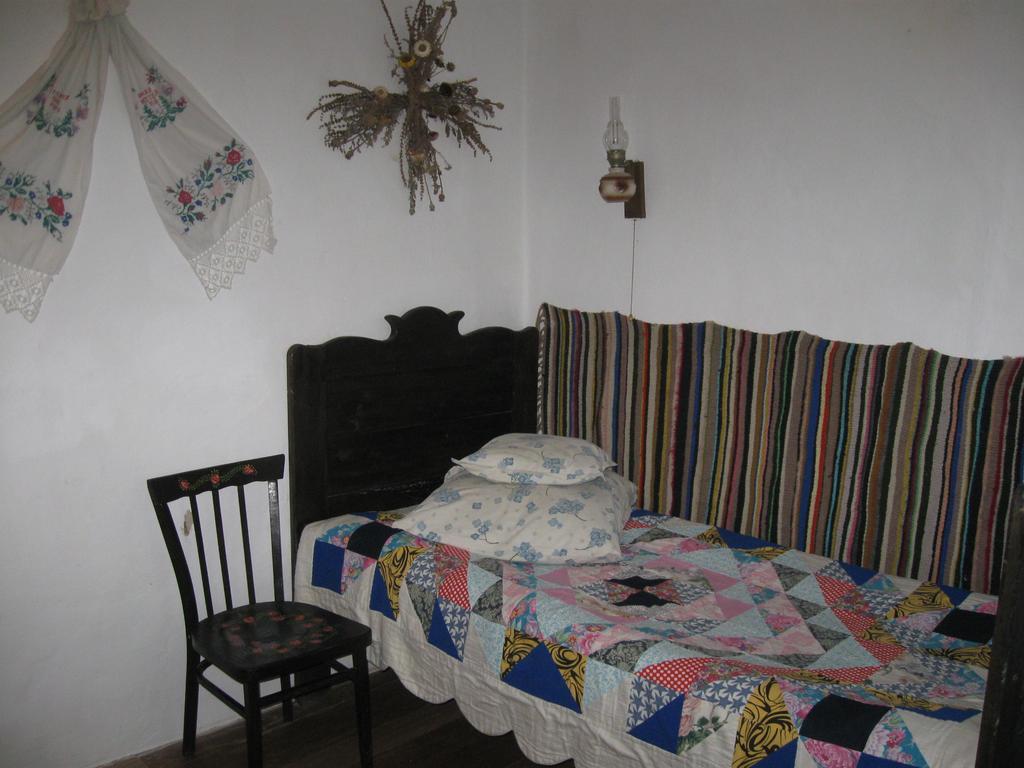 Koryakivskyi Rai Guest House Dmitrenki Exterior photo